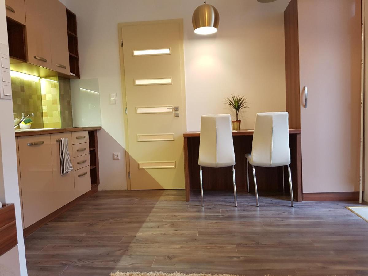 Embassy Studio Apartment Citypark Budapesta Exterior foto